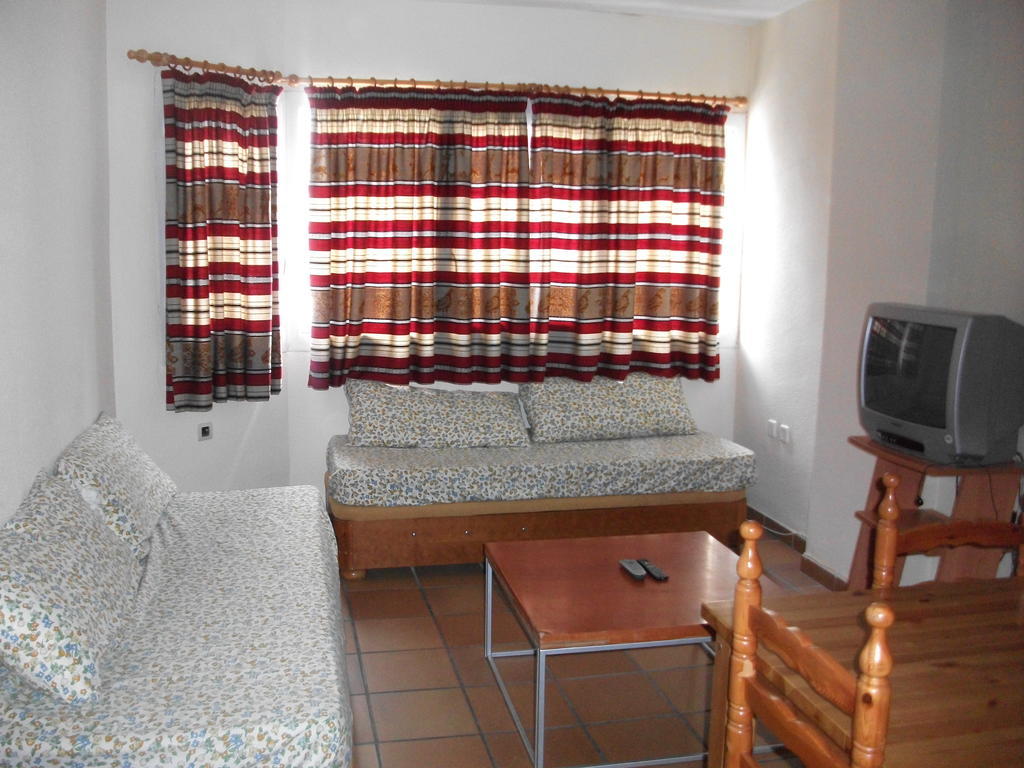 Apartamentos Sierra Nevada Welcome מראה חיצוני תמונה